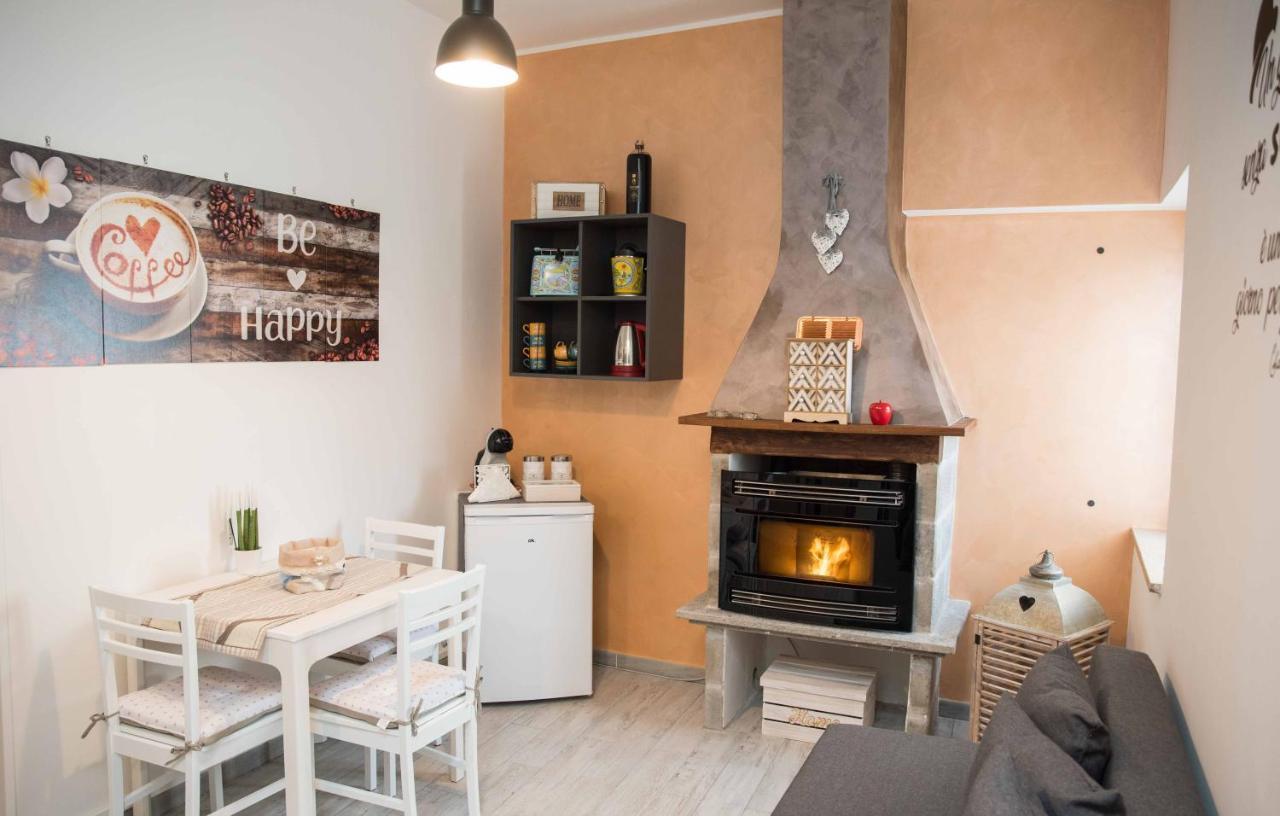 La Casetta Del Borgo Caprarola Bagian luar foto